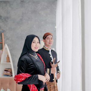 Menikah Ade Nadia